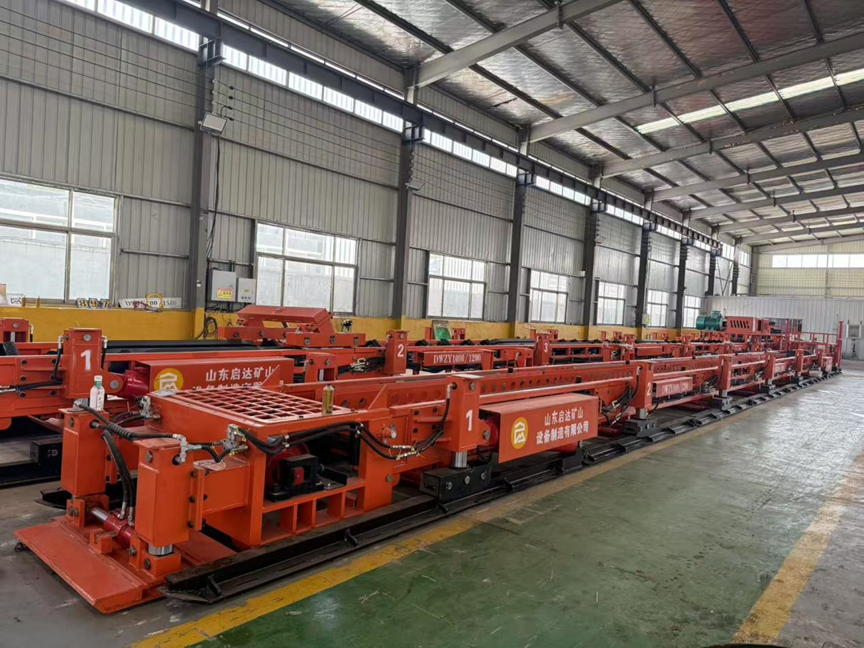 带式输送机用自移机尾